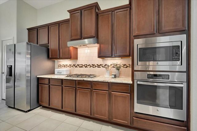 2295 Ashley Falls Lane, League City, TX 77573