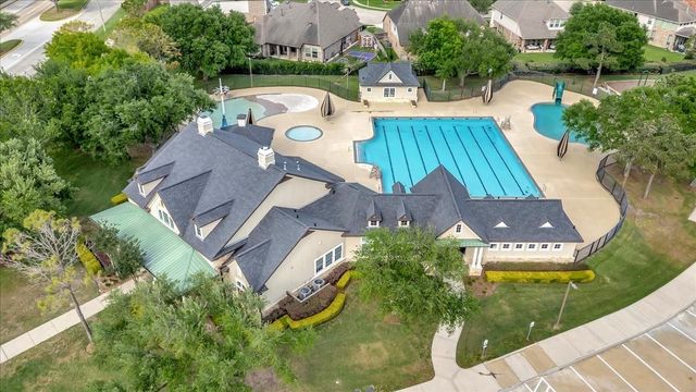 2295 Ashley Falls Lane, League City, TX 77573