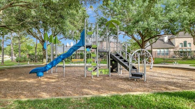 2295 Ashley Falls Lane, League City, TX 77573