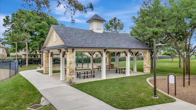 2295 Ashley Falls Lane, League City, TX 77573