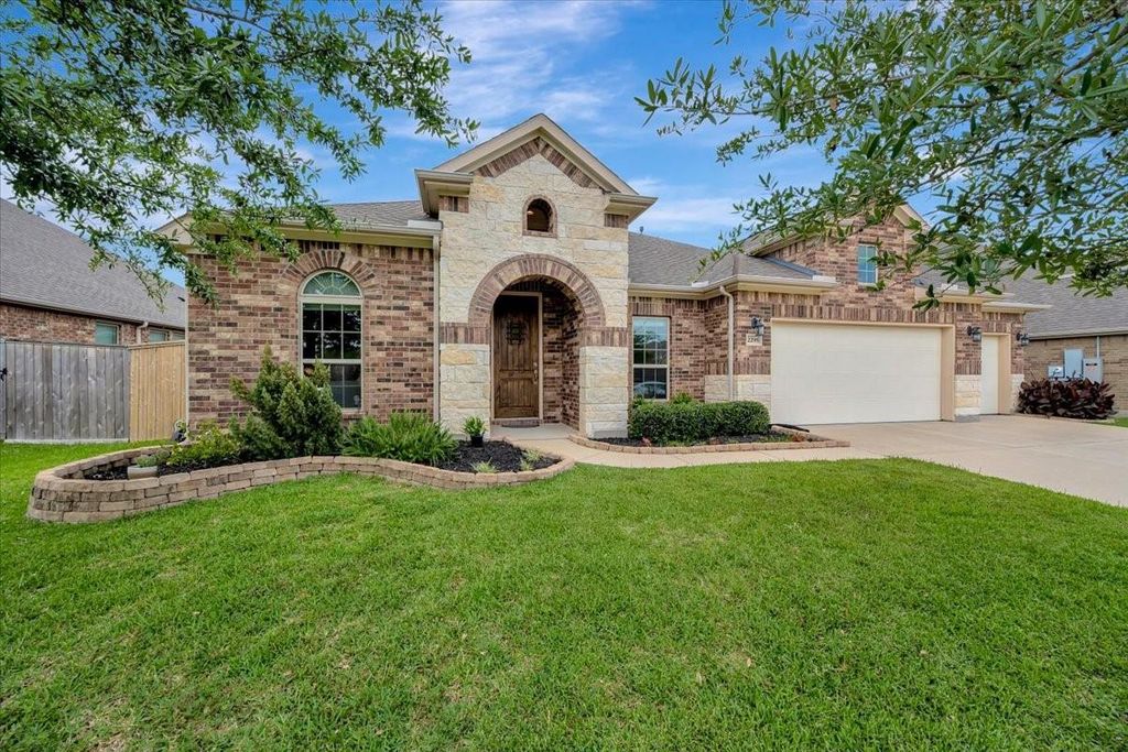 2295 Ashley Falls Lane, League City, TX 77573