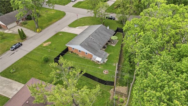 2271 Mission Lane, Bellbrook, OH 45305