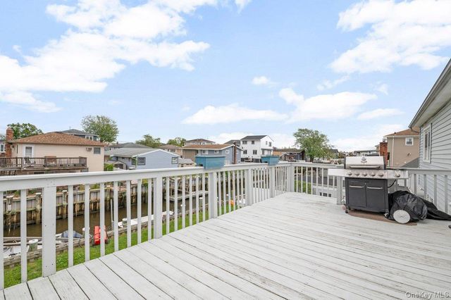 801 S Long Beach Avenue, Freeport, NY 11520