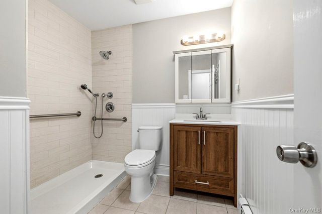 801 S Long Beach Avenue, Freeport, NY 11520
