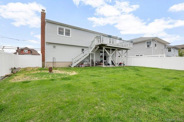 801 S Long Beach Avenue, Freeport, NY 11520