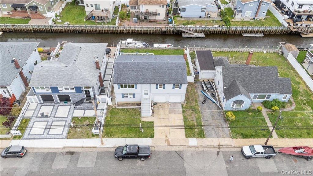 801 S Long Beach Avenue, Freeport, NY 11520