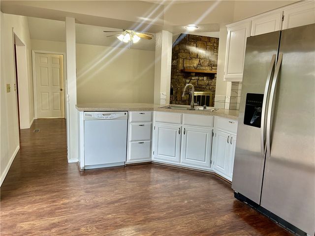 8 Deerhurst Lane, Bella Vista, AR 72714