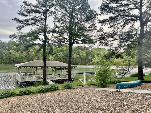 8 Deerhurst Lane, Bella Vista, AR 72714