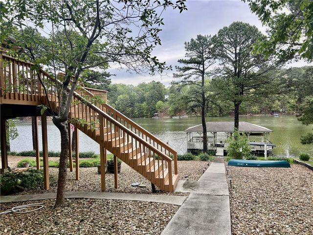 8 Deerhurst Lane, Bella Vista, AR 72714