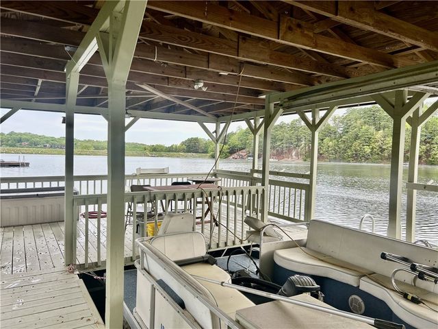 8 Deerhurst Lane, Bella Vista, AR 72714