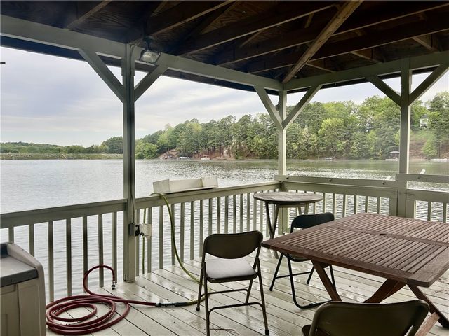 8 Deerhurst Lane, Bella Vista, AR 72714