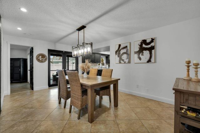 7601 NW 41st Street, Coral Springs, FL 33065
