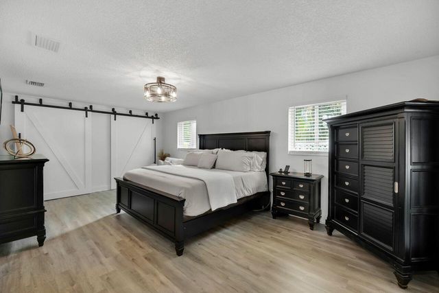 7601 NW 41st Street, Coral Springs, FL 33065