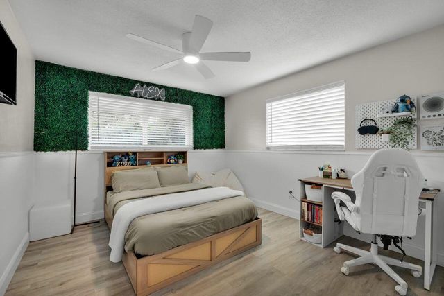 7601 NW 41st Street, Coral Springs, FL 33065