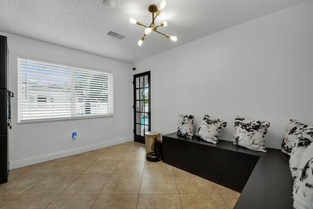 7601 NW 41st Street, Coral Springs, FL 33065