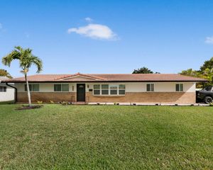 7601 NW 41st Street, Coral Springs, FL 33065