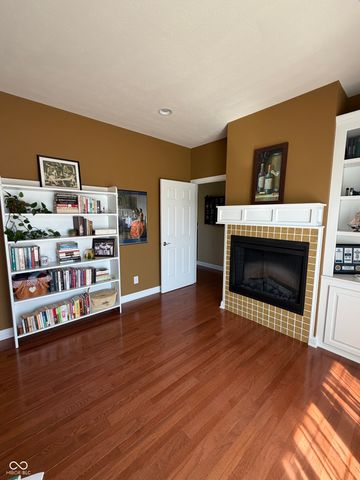 736 Willow Pointe Drive N, Plainfield, IN 46168