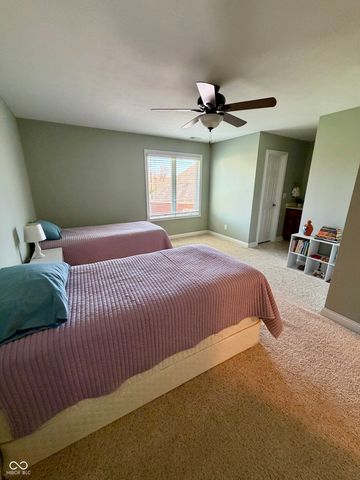 736 Willow Pointe Drive N, Plainfield, IN 46168