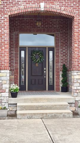 736 Willow Pointe Drive N, Plainfield, IN 46168