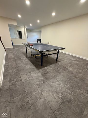 736 Willow Pointe Drive N, Plainfield, IN 46168