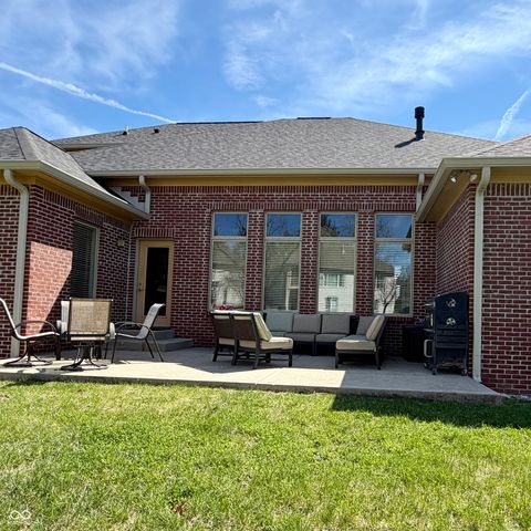 736 Willow Pointe Drive N, Plainfield, IN 46168