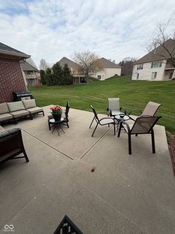 736 Willow Pointe Drive N, Plainfield, IN 46168