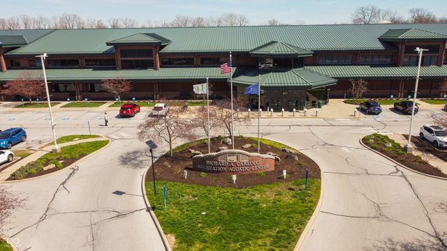 736 Willow Pointe Drive N, Plainfield, IN 46168