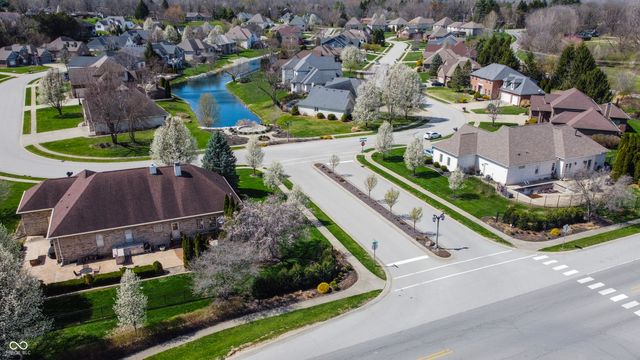 736 Willow Pointe Drive N, Plainfield, IN 46168