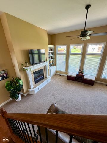 736 Willow Pointe Drive N, Plainfield, IN 46168