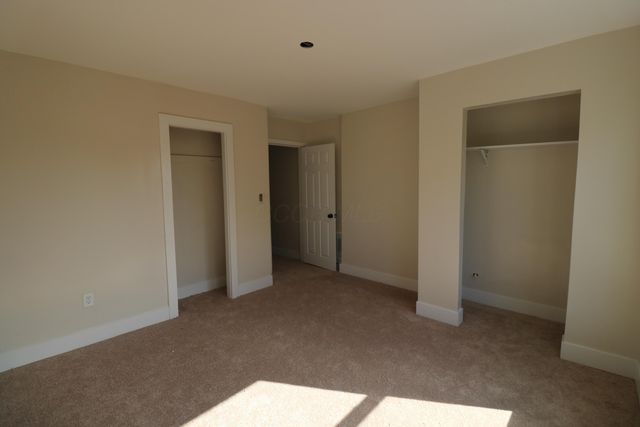 1074 E 15th Avenue, Columbus, OH 43211