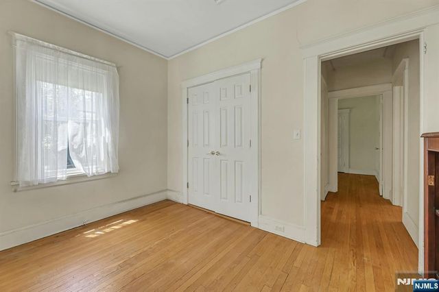 122 Washington Avenue, New Milford, NJ 07646