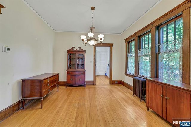 122 Washington Avenue, New Milford, NJ 07646