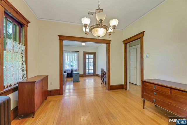 122 Washington Avenue, New Milford, NJ 07646