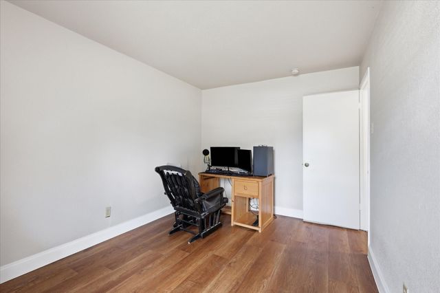 1839 Sherwood Lane, Carrollton, TX 75006