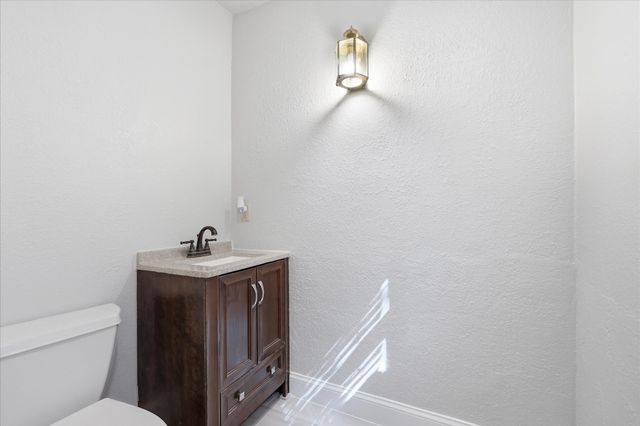 1839 Sherwood Lane, Carrollton, TX 75006
