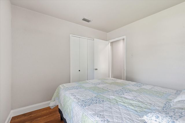 1839 Sherwood Lane, Carrollton, TX 75006