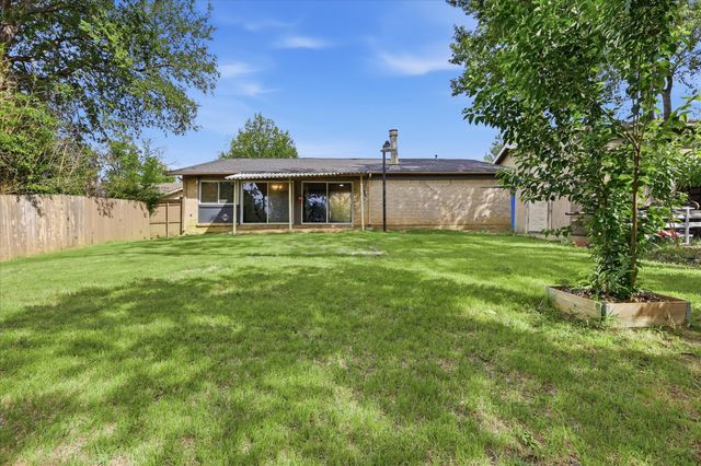 1839 Sherwood Lane, Carrollton, TX 75006