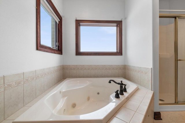 145 Victoria CIRCLE, Union Grove, WI 53182