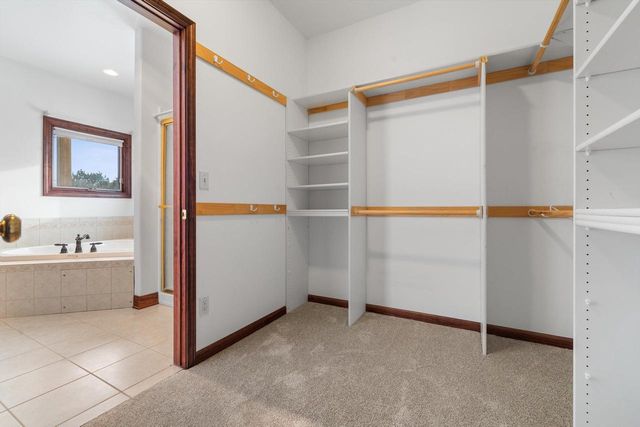 145 Victoria CIRCLE, Union Grove, WI 53182