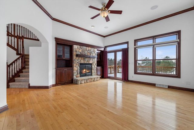 145 Victoria CIRCLE, Union Grove, WI 53182