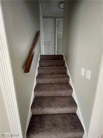 1663 Lyndhurst, Lyndhurst, OH 44124