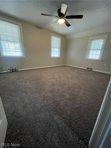 1663 Lyndhurst, Lyndhurst, OH 44124