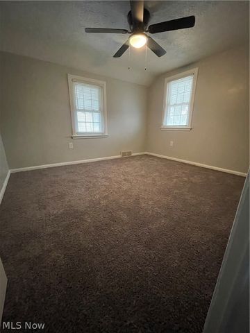 1663 Lyndhurst, Lyndhurst, OH 44124