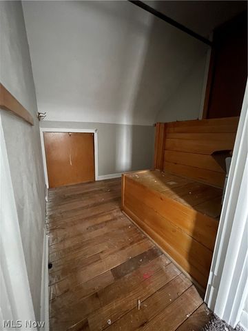 1663 Lyndhurst, Lyndhurst, OH 44124