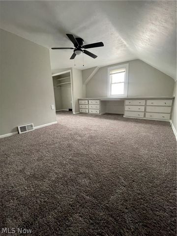 1663 Lyndhurst, Lyndhurst, OH 44124