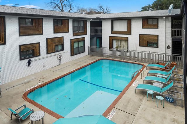 311 Hawthorne Street 16, Houston, TX 77006