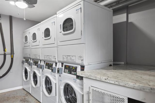 311 Hawthorne Street 16, Houston, TX 77006