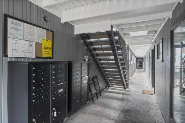 311 Hawthorne Street 16, Houston, TX 77006