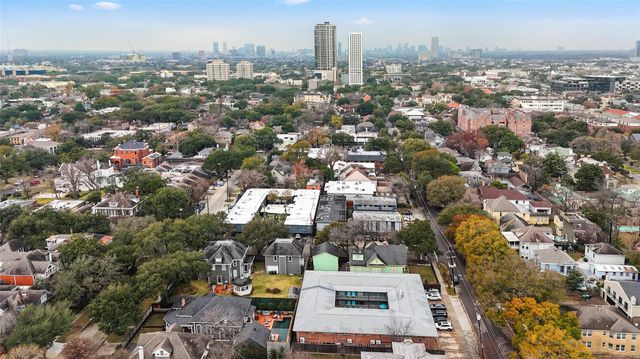 311 Hawthorne Street 16, Houston, TX 77006