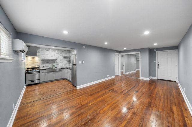 311 Hawthorne Street 16, Houston, TX 77006